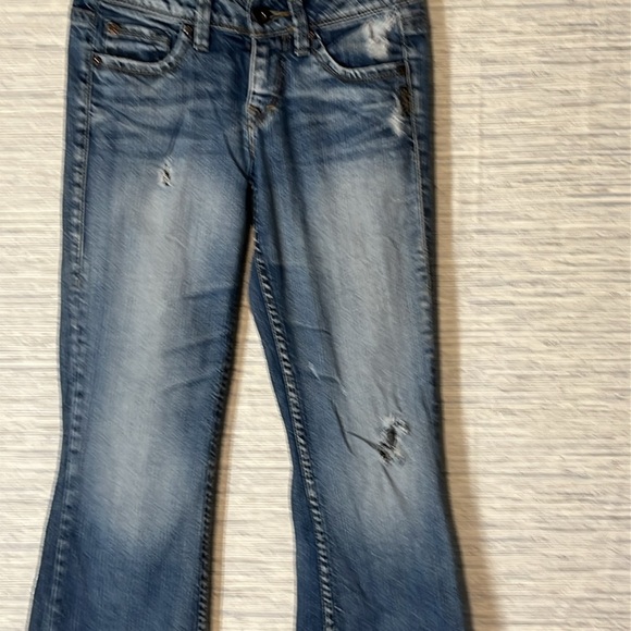 Silver Jeans Co. Distressed Flare Jeans – Blue – Size 26x33 (804) - Picture 4 of 9